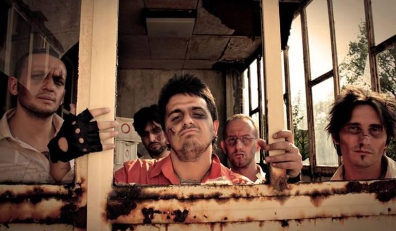 The Mugshots: Love lust and revenge
