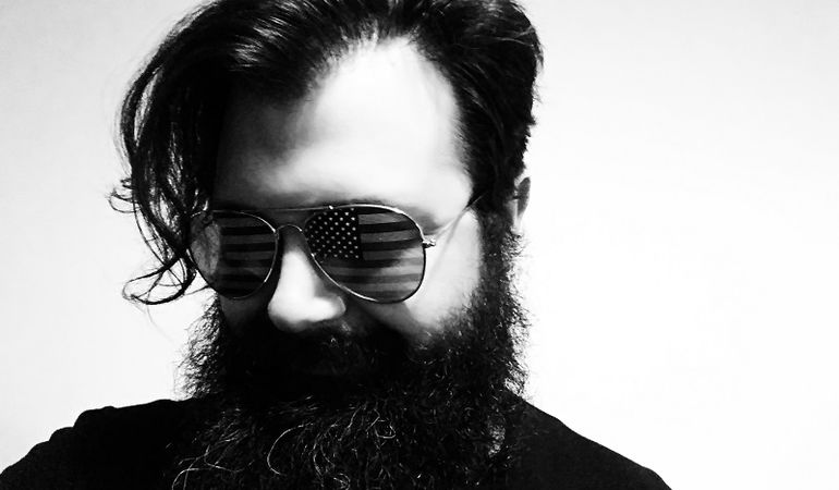 Francis MCVan Project presenta il singolo "No Comfort Zone", che anticipa l'uscita dell'album