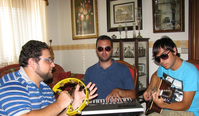 Intervisa ai "THE WA-VES"