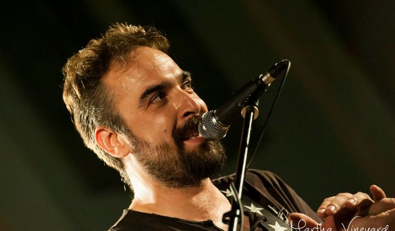 Macs Inghio: fuori "Aware", il terzo disco del cantautore torinese