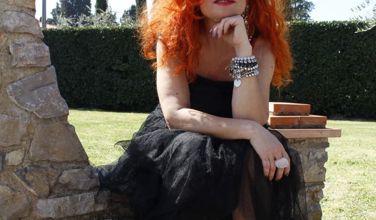 "L'amore sai": da oggi il nuovo videoclip della cantautrice Monikà è on line sul canale Youtube