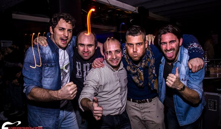 COLMENA LA BAND RIVELAZIONE ROMANA