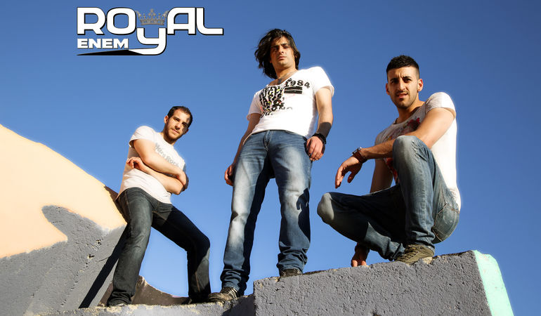 I ROYAL ENEMY LANCIANO IL LORO PRIMO SINGOLO. E' GIA UN BUON SUCCESSO !