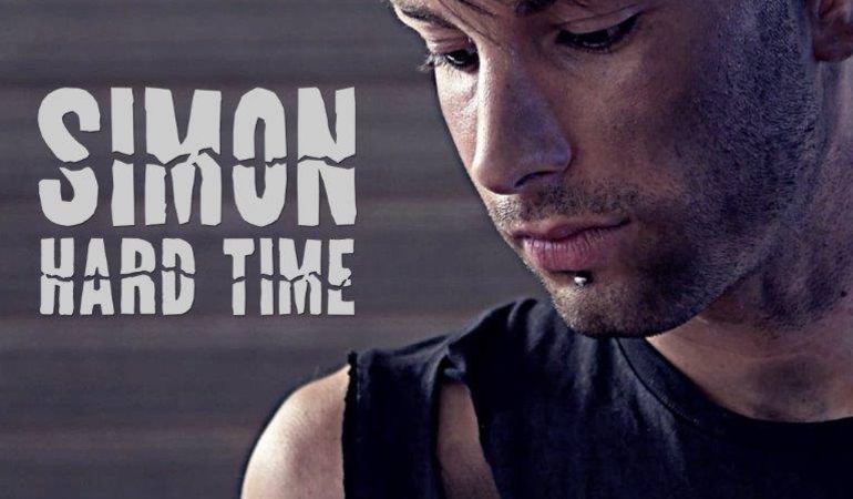 Simone Sfriso in arte SIMON