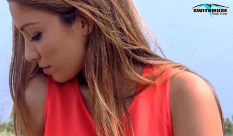 Claudia Franchina in radio dal 17 Ottobre con il nuovo singolo "Straordinaria Follia"