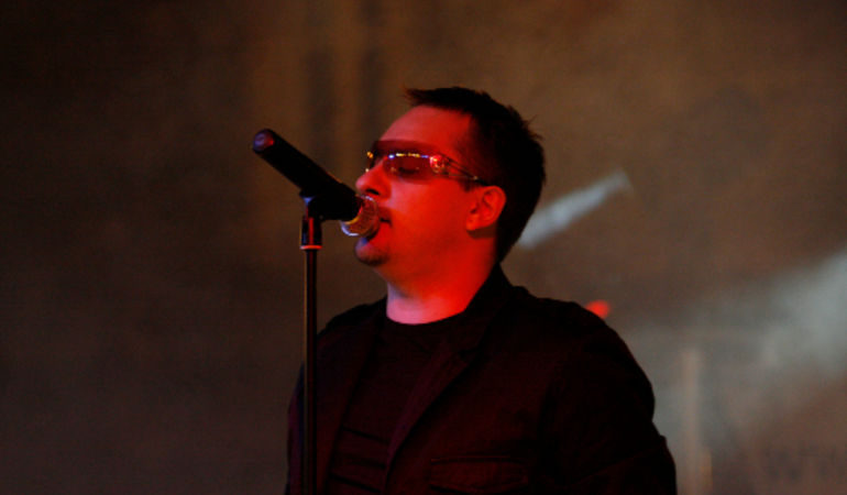 U2 THE FLY