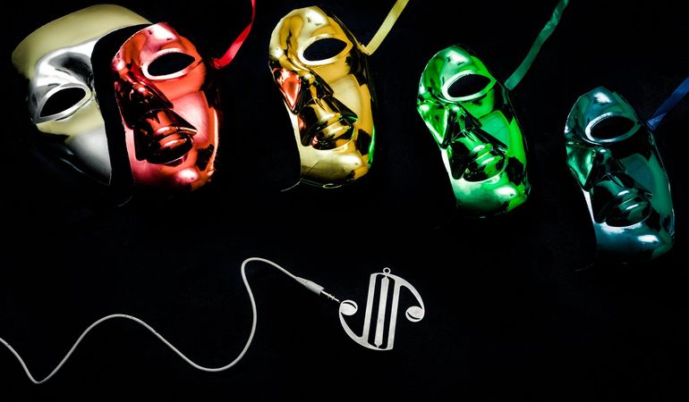 Jokers In Tie